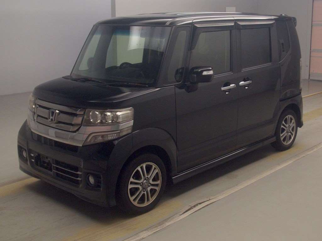 HONDA N BOX CUSTOM