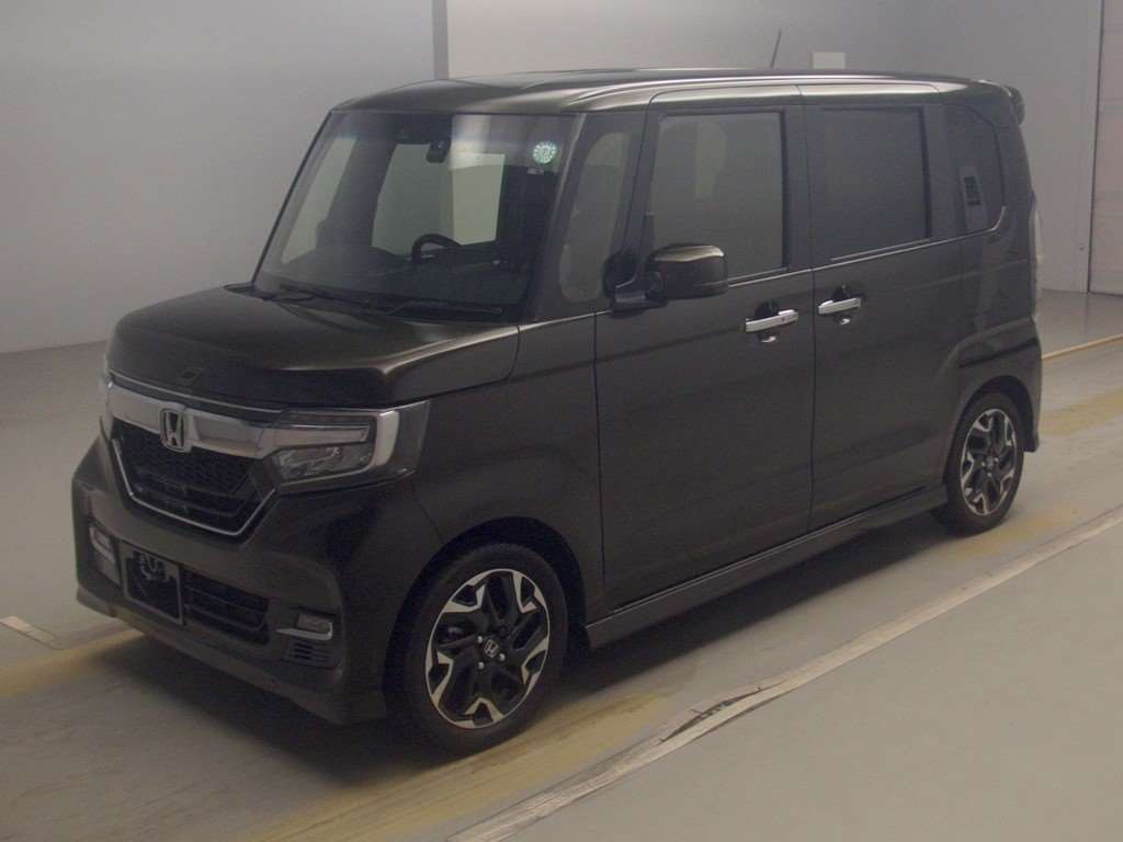 HONDA N BOX CUSTOM