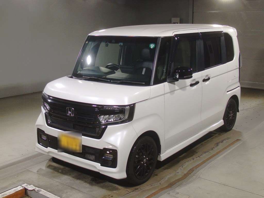 HONDA N BOX CUSTOM