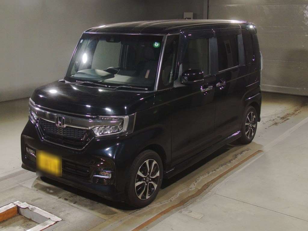 HONDA N BOX CUSTOM