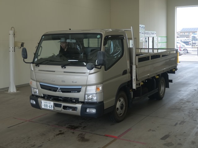 MITSUBISHI CANTER