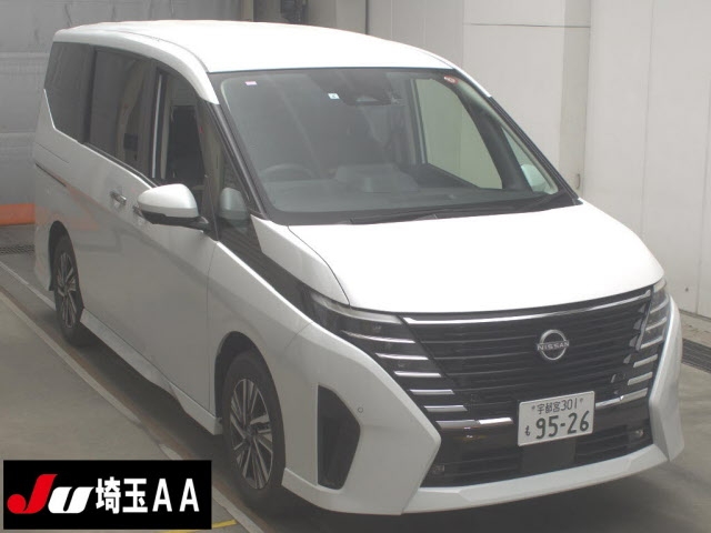 NISSAN SERENA