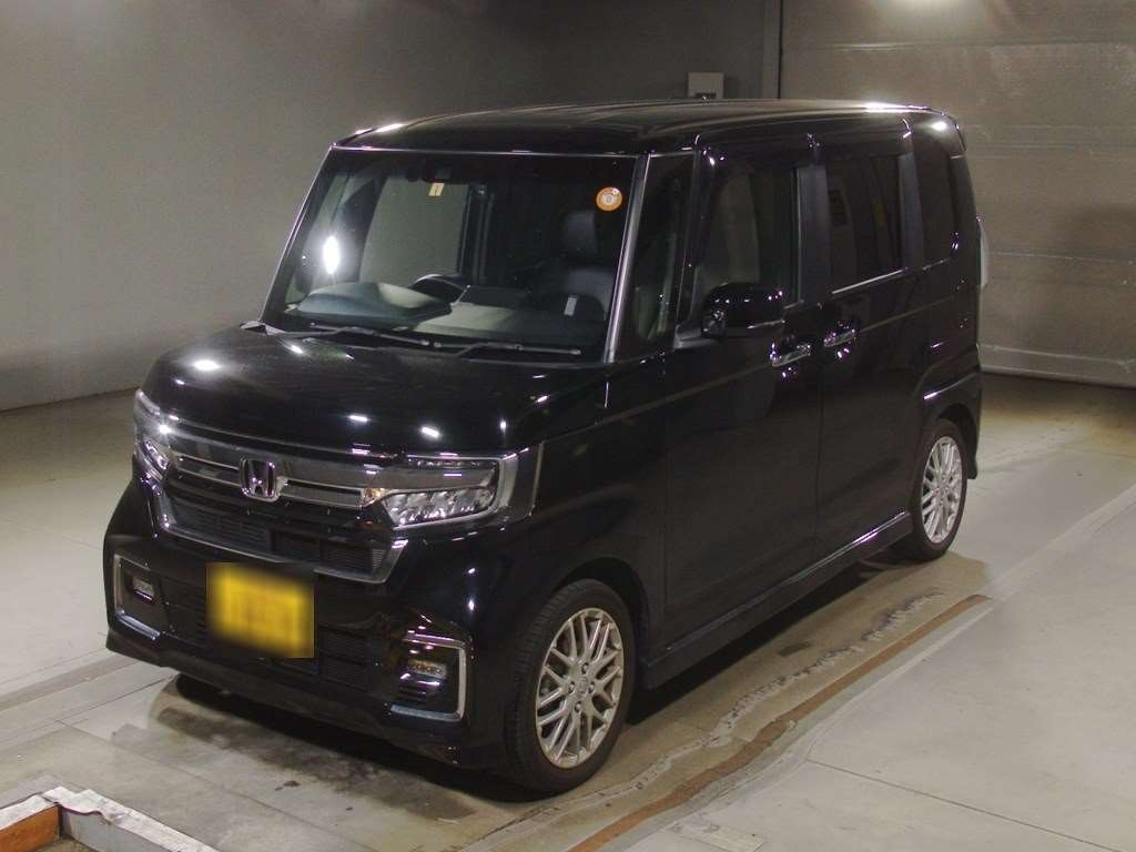 HONDA N BOX CUSTOM