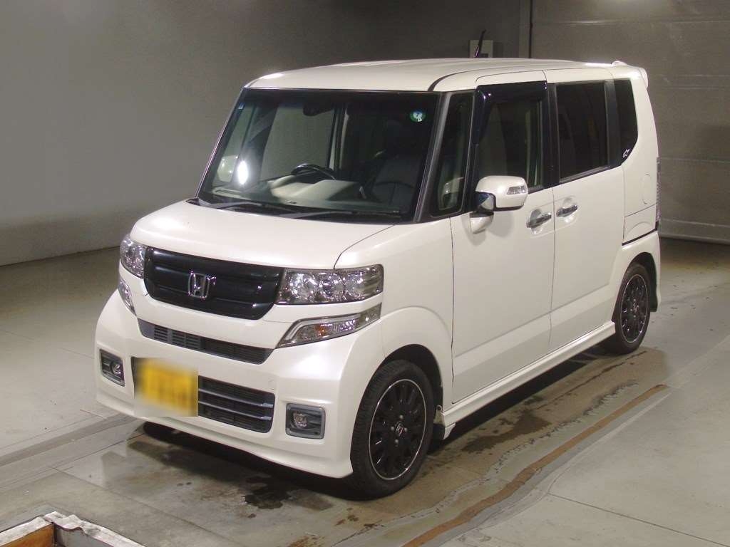 HONDA N BOX CUSTOM