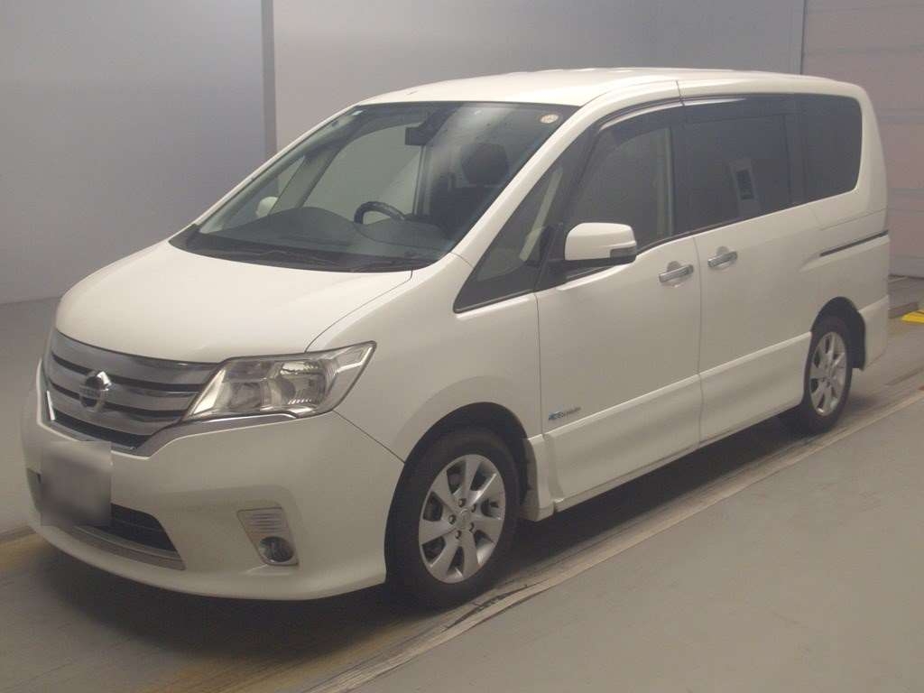 NISSAN SERENA