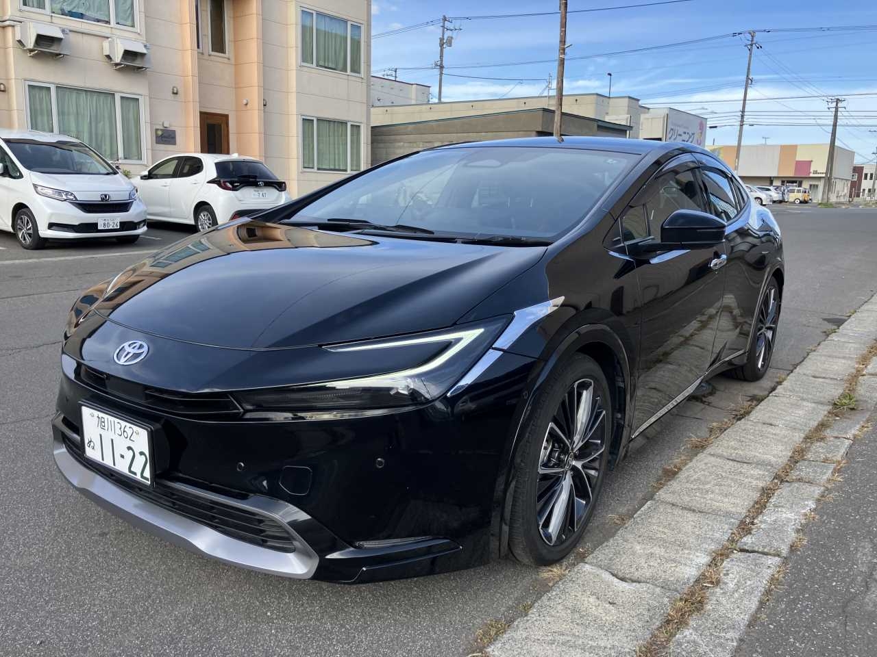 TOYOTA PRIUS