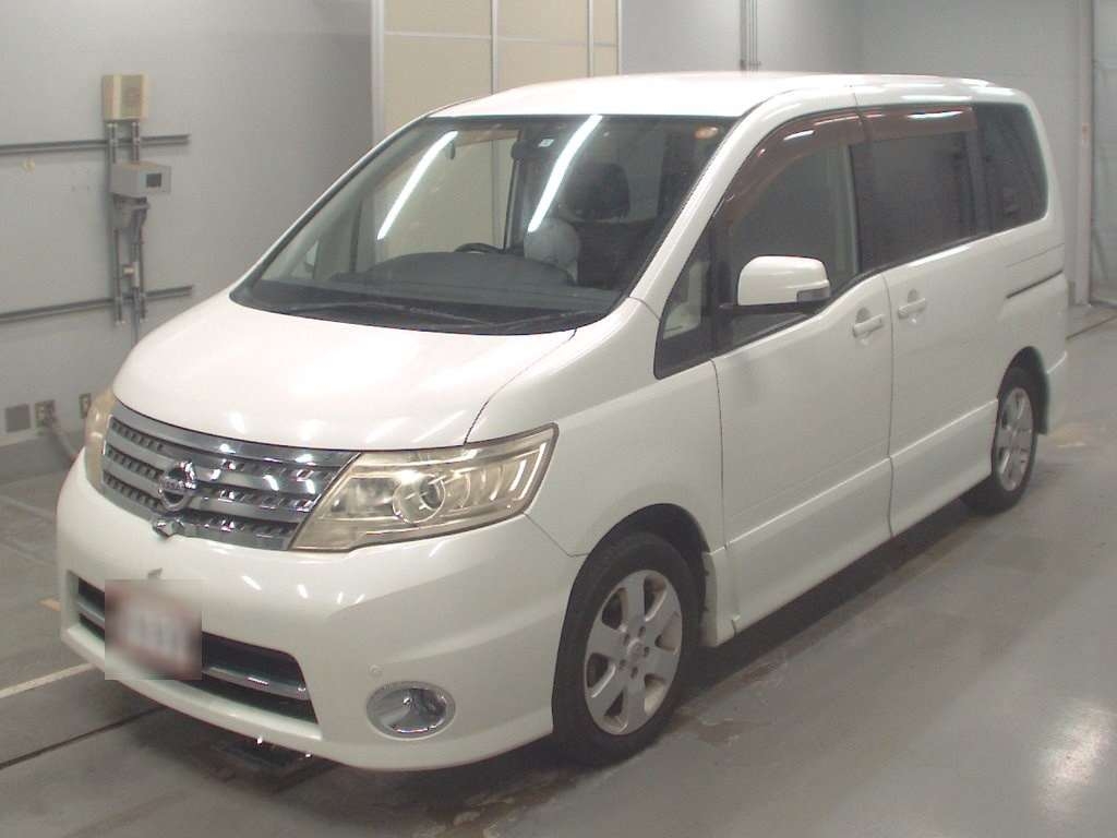 NISSAN SERENA