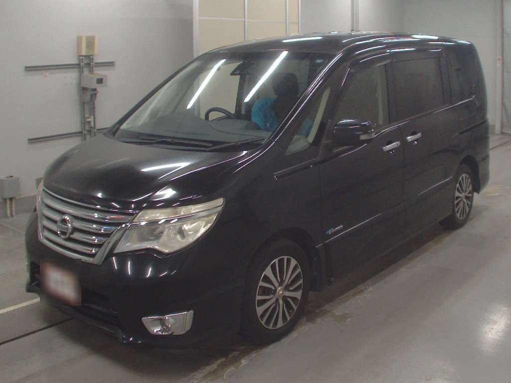 NISSAN SERENA