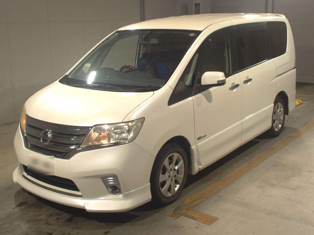 NISSAN SERENA
