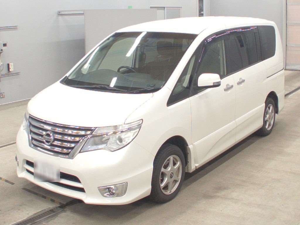 NISSAN SERENA