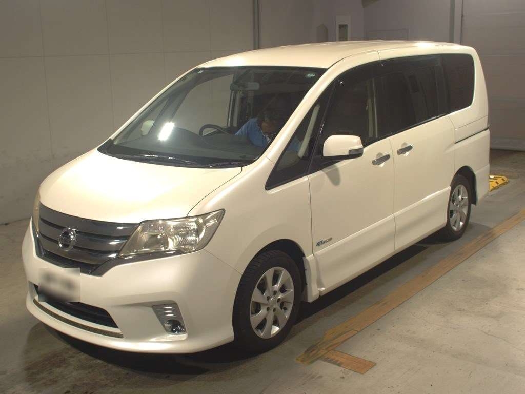 NISSAN SERENA