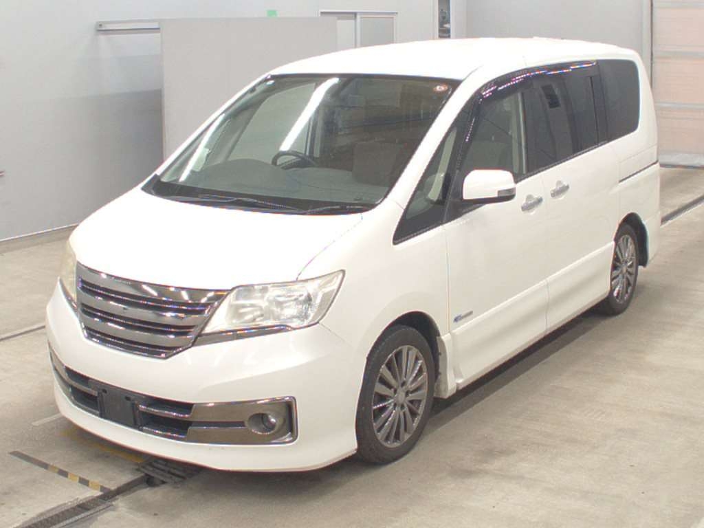 NISSAN SERENA