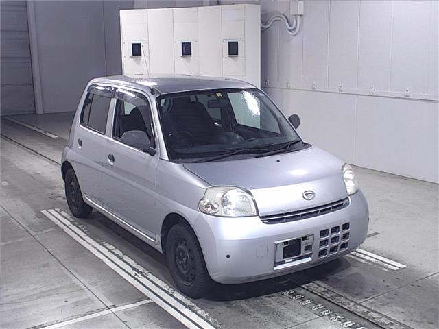 DAIHATSU ESSE