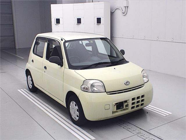 DAIHATSU ESSE