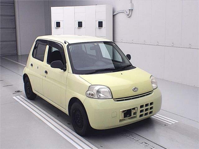 DAIHATSU ESSE