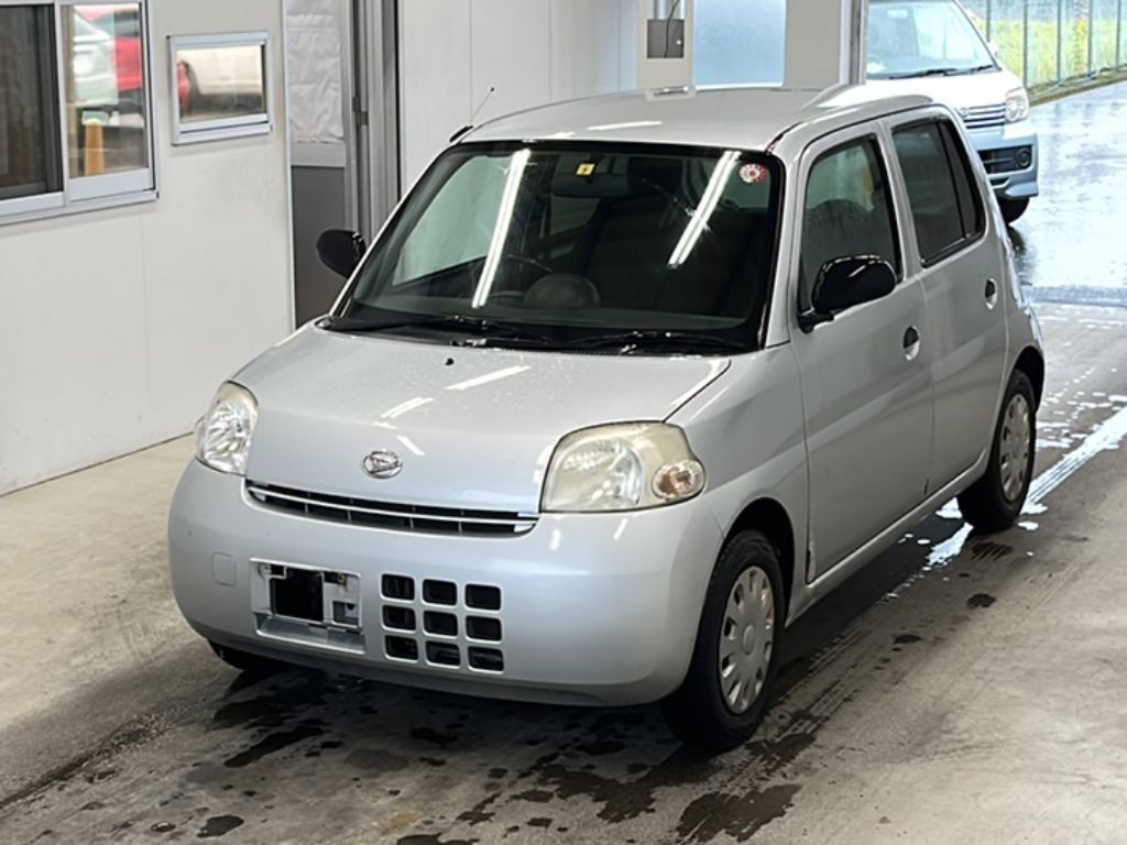 DAIHATSU ESSE