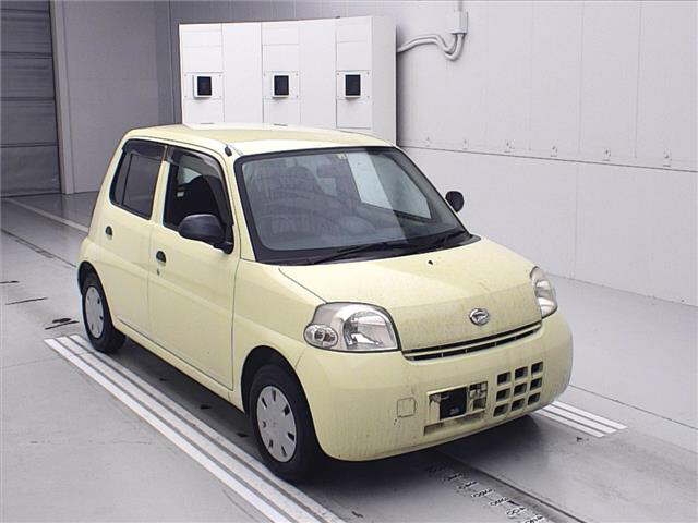 DAIHATSU ESSE