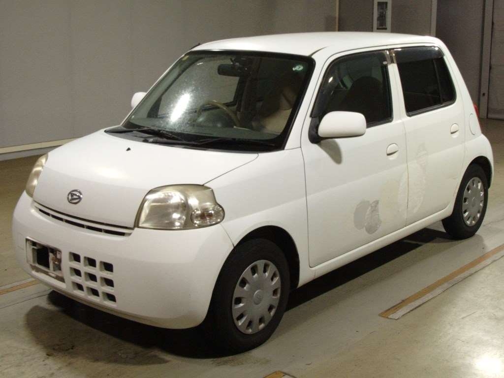 DAIHATSU ESSE