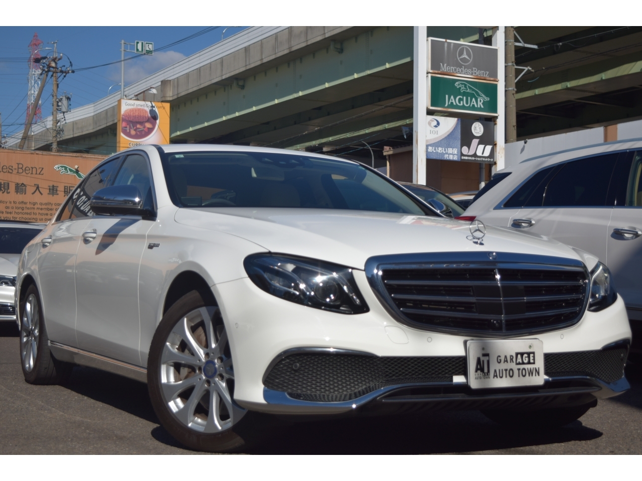 MERCEDES BENZ E CLASS