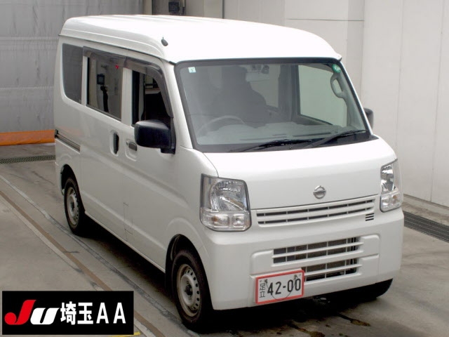 NISSAN NV100 CLIPPER