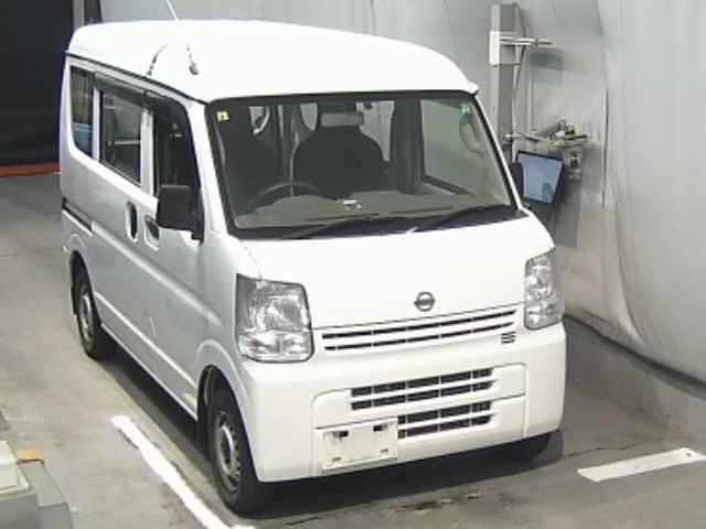 NISSAN NV100 CLIPPER