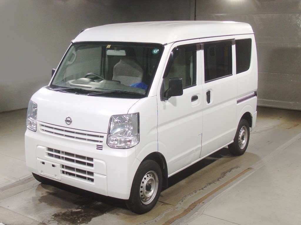NISSAN NV100 CLIPPER