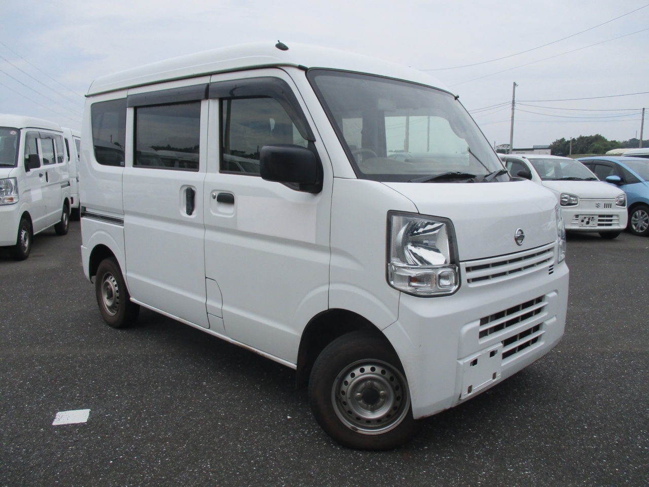 NISSAN NV100 CLIPPER