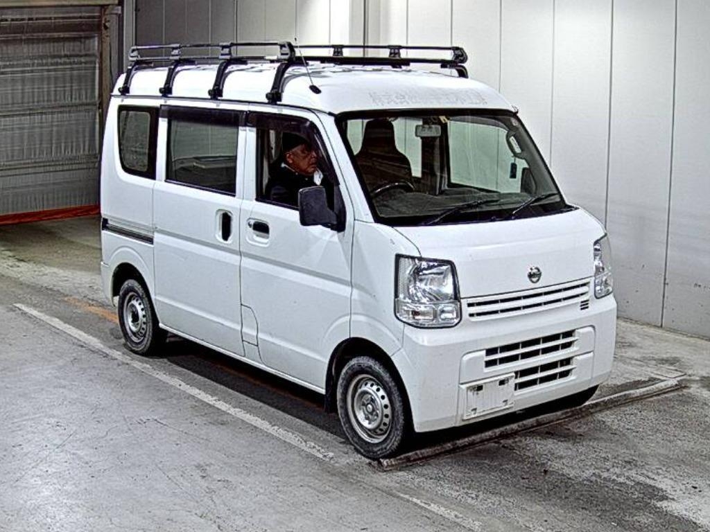 NISSAN NV100 CLIPPER