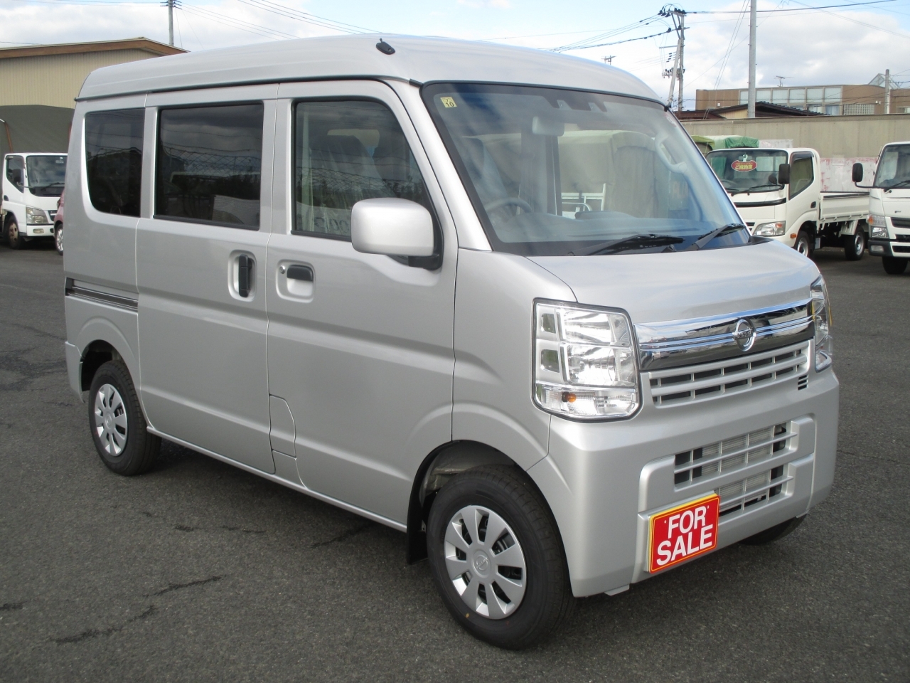 NISSAN NV100 CLIPPER