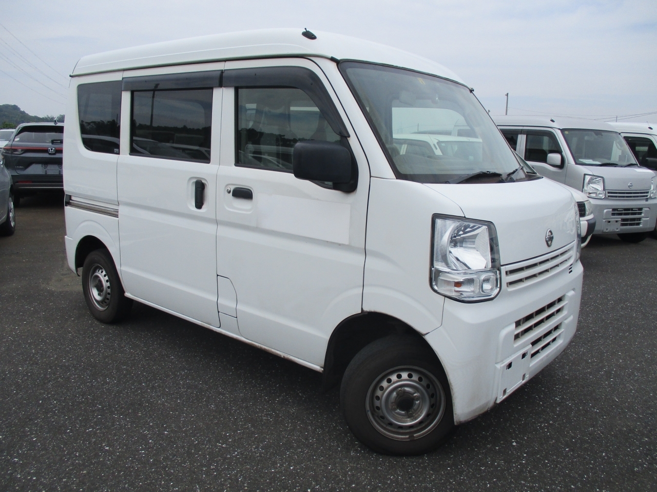 NISSAN NV100 CLIPPER