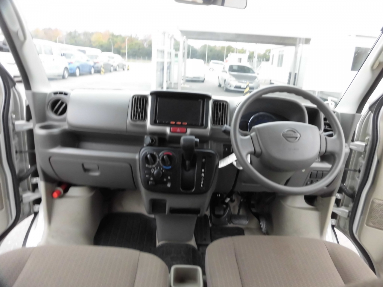 NISSAN NV100 CLIPPER