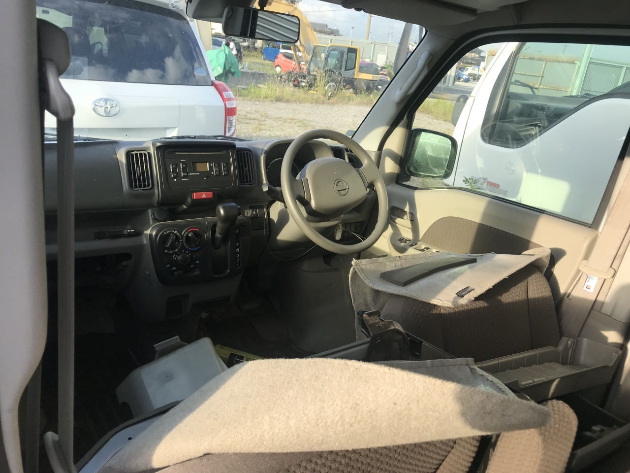 NISSAN NV100 CLIPPER