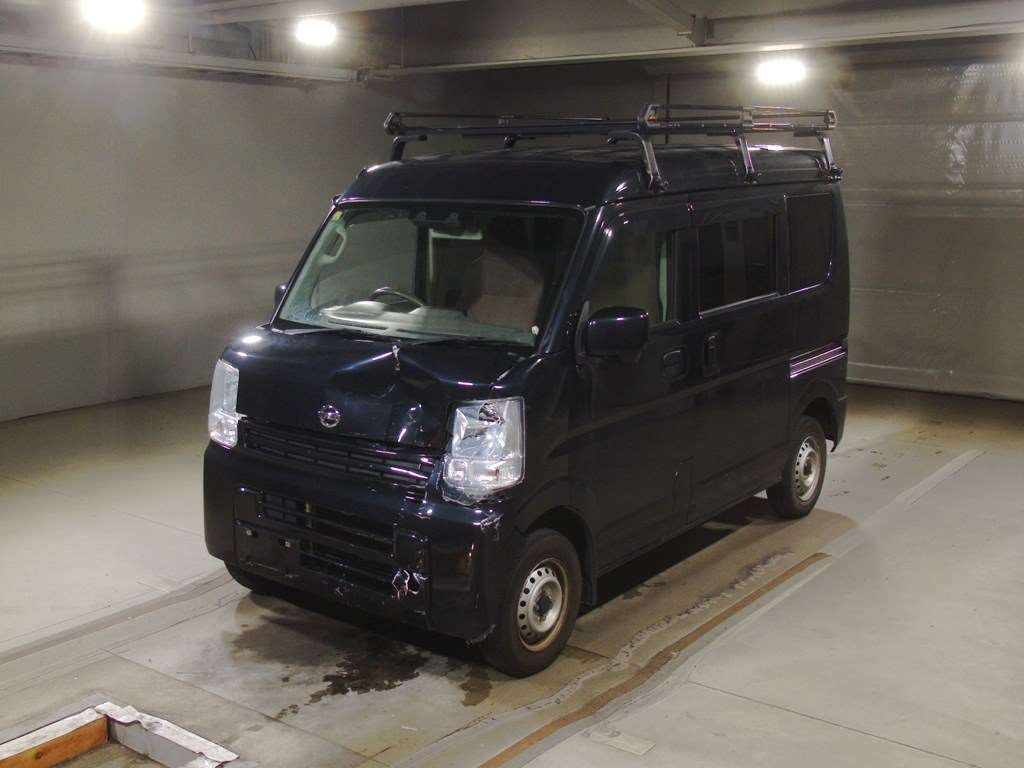 NISSAN NV100 CLIPPER