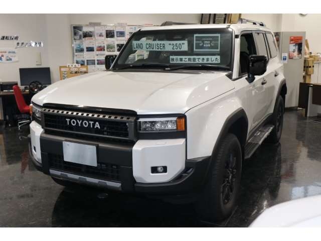 TOYOTA LAND CRUISER 250