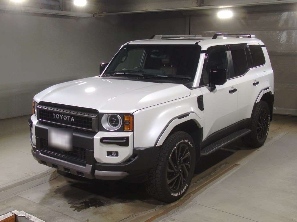 TOYOTA LAND CRUISER 250