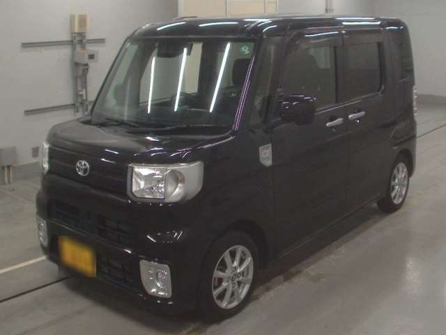 TOYOTA PIXIS MEGA