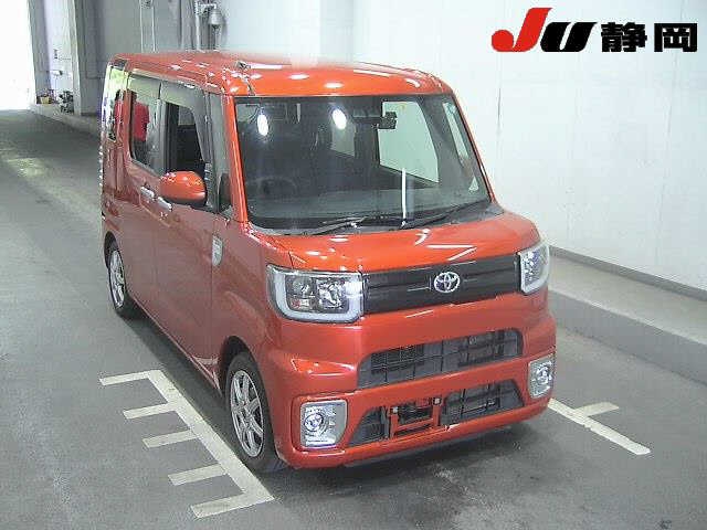TOYOTA PIXIS MEGA