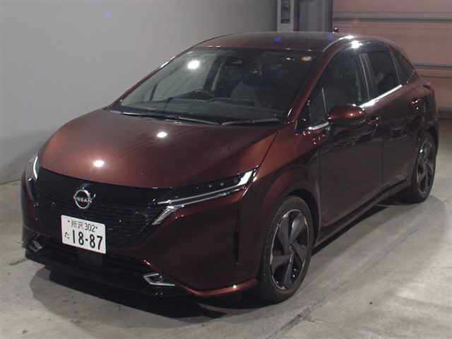 NISSAN AURA