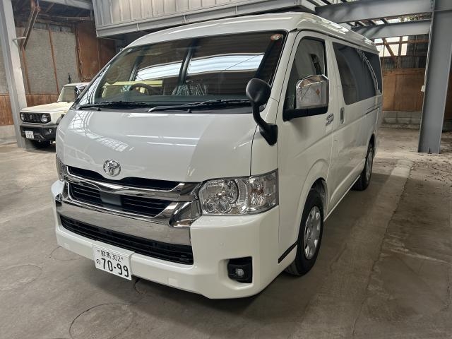 TOYOTA HIACE WAGON