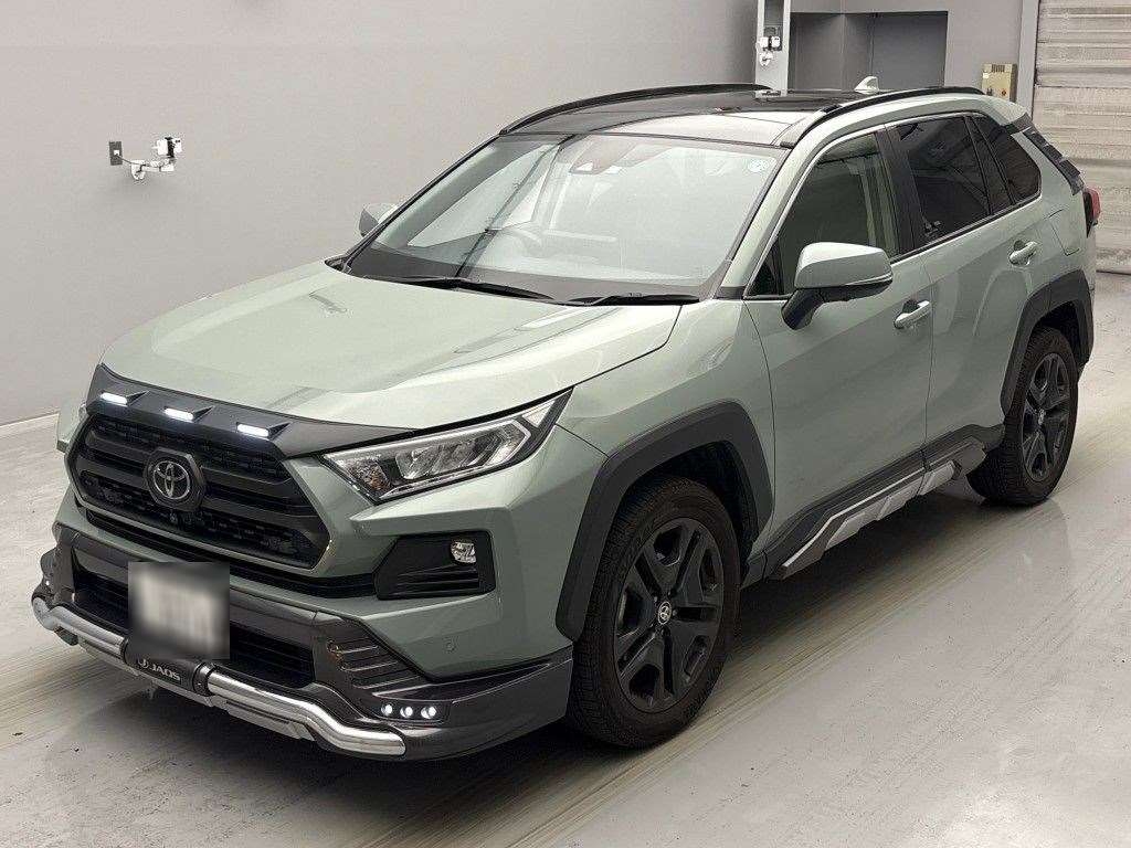 TOYOTA RAV4
