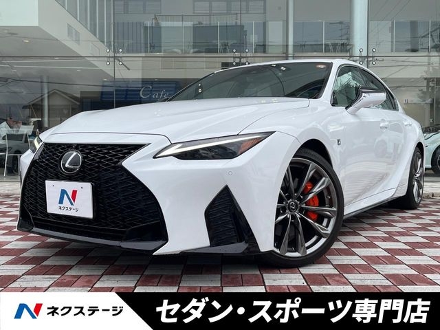 LEXUS IS