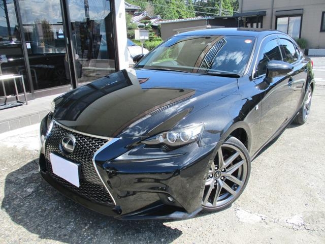 LEXUS IS