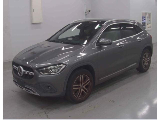 MERCEDES BENZ GLA