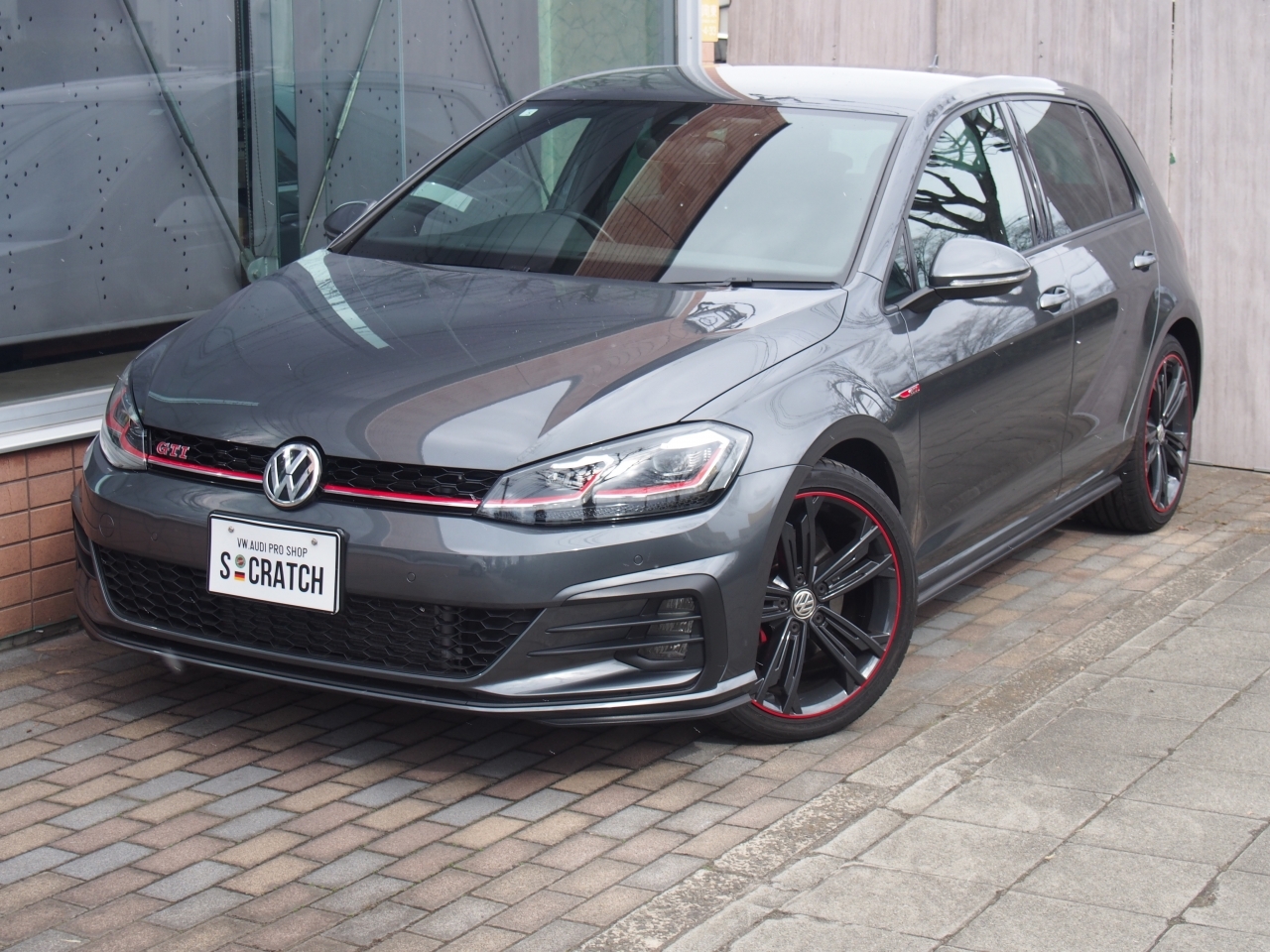 VOLKSWAGEN GOLF GTI