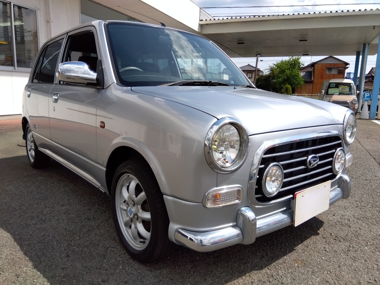 DAIHATSU MIRA GINO