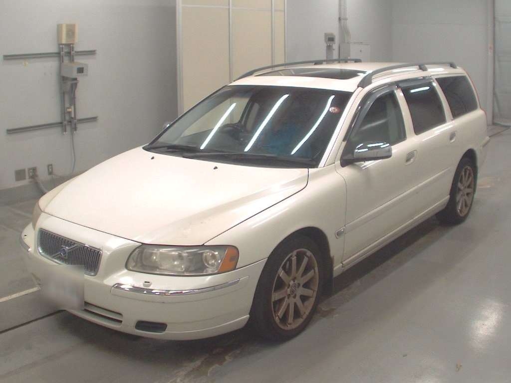VOLVO V70