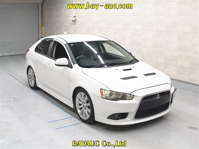 MITSUBISHI GALANT FORTIS SPORTBACK