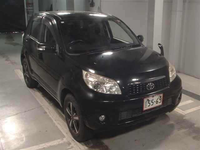 TOYOTA RUSH