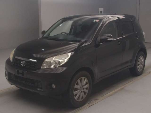 TOYOTA RUSH