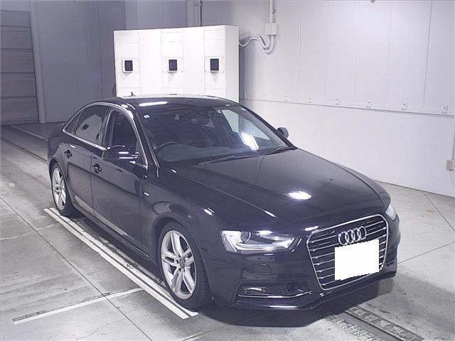 AUDI A4 AVANTE